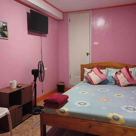 J&J Tourist Inn Bohol Luaran gambar