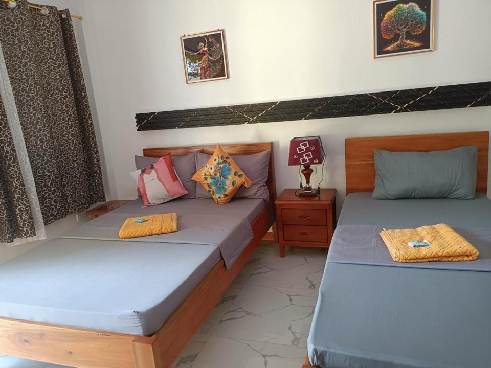 J&J Tourist Inn Bohol Luaran gambar