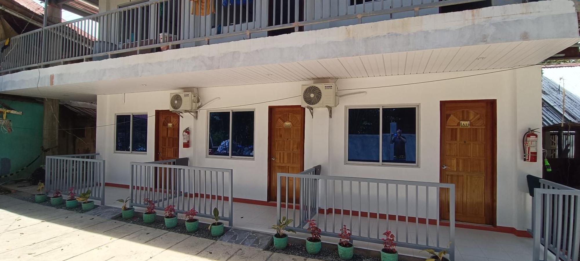 J&J Tourist Inn Bohol Luaran gambar